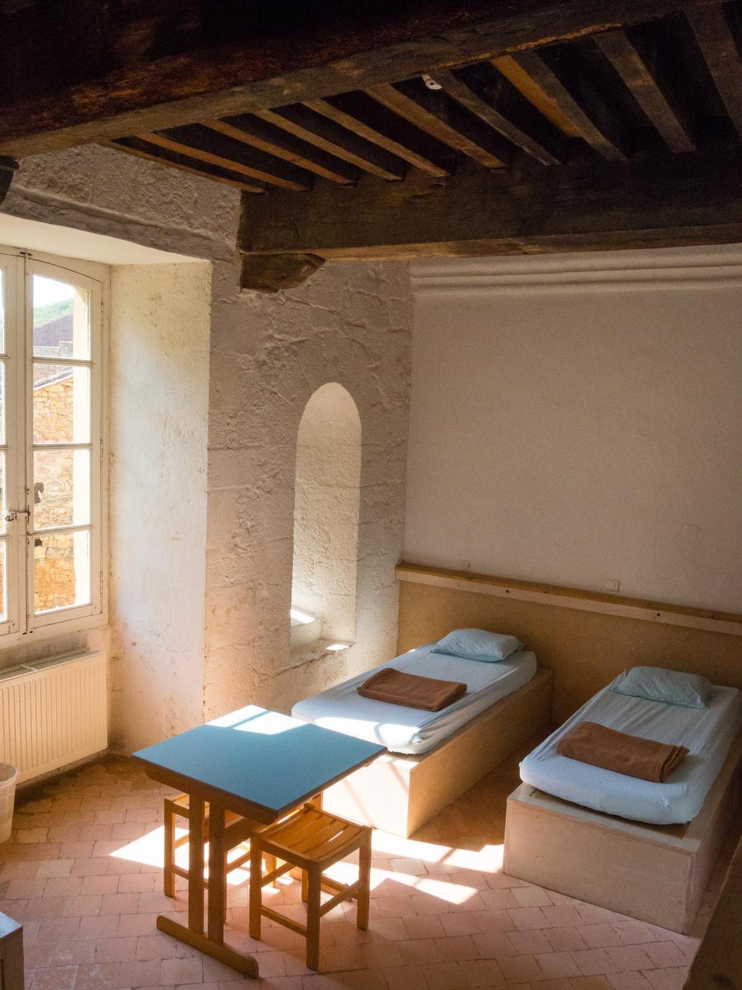 Hi Cadouin Albergue *